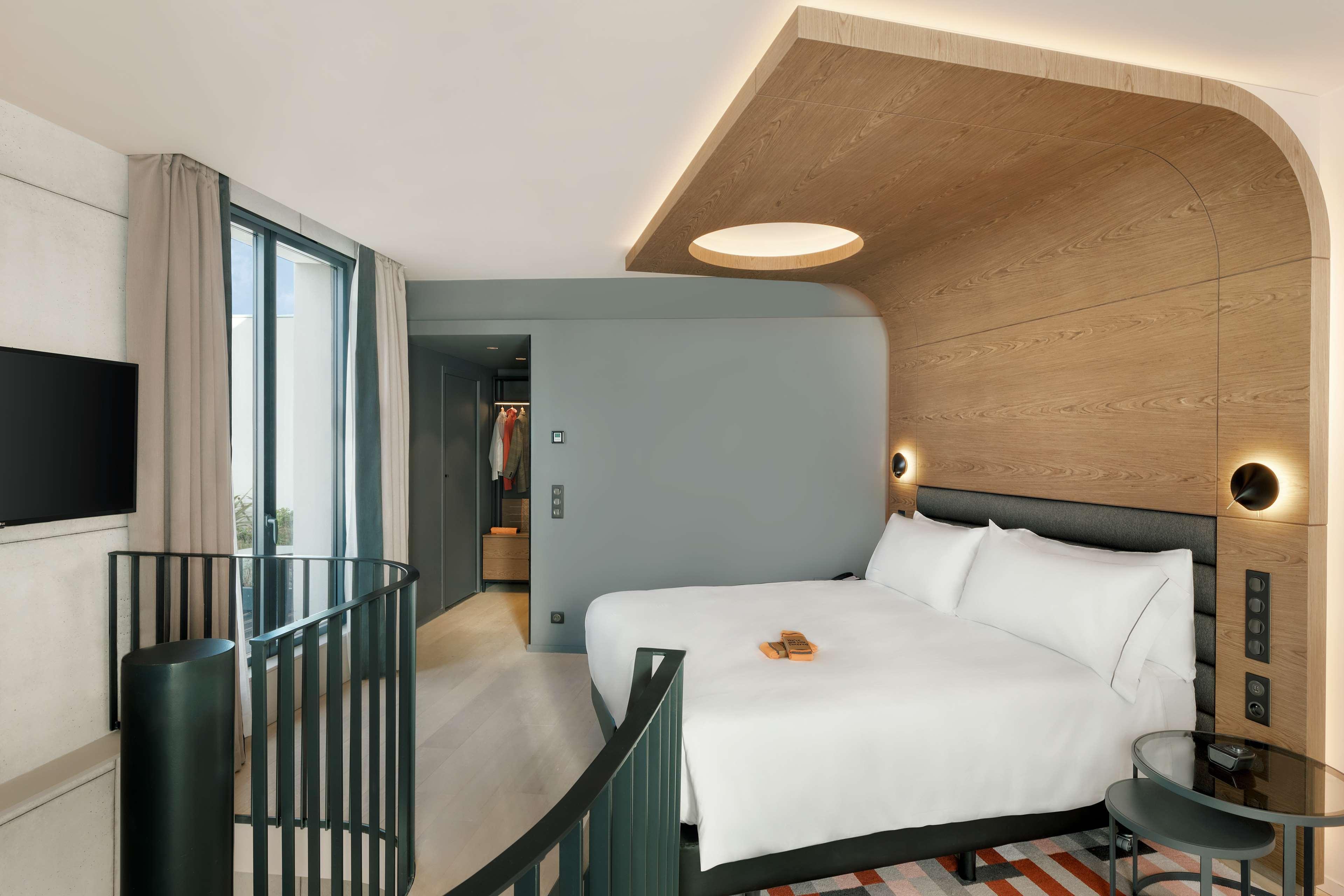 Canopy By Hilton Paris Eiffel Tower Exterior photo